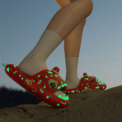 Winter Glow | Pantoufles de Noël rouges phosphorescentes pour femmes