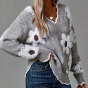Nell Harrington | Floral Knit Sweater With V-Neck