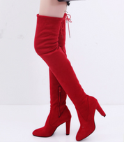 Lydia Taylor | Bottes hautes en daim, au-dessus du genou