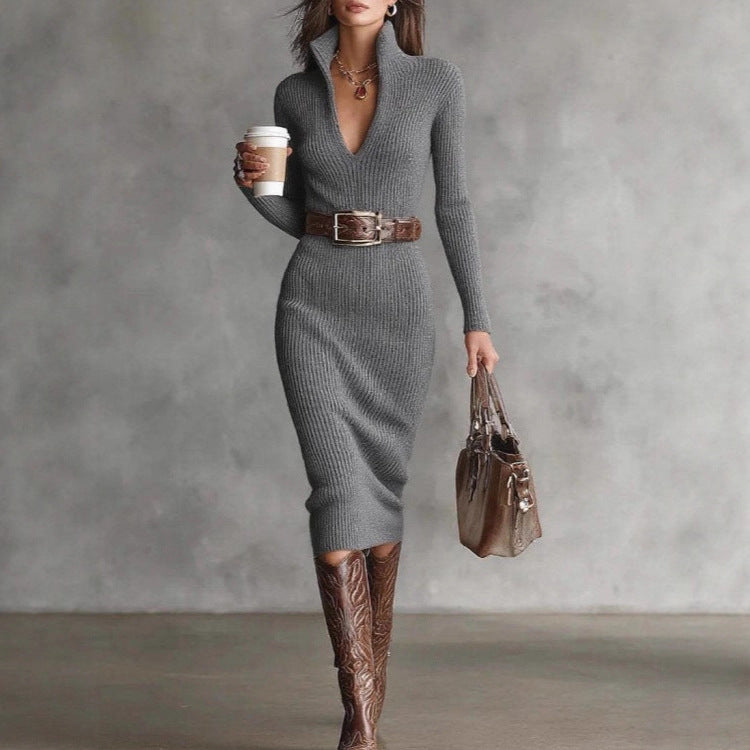 Eleanor Robinson | Ribbed Knit V-Neck Midi Dress