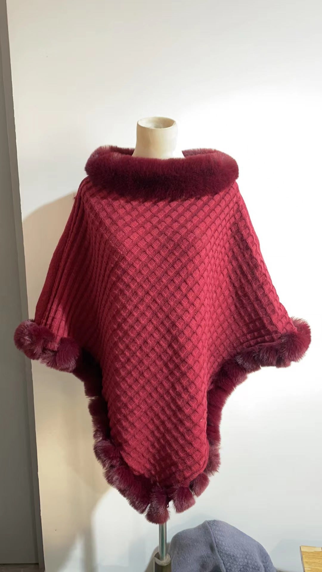 Thea Winship | Luxury Fur-Trim Cape Wrap