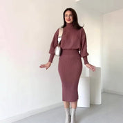 Arabella Scott | Ensemble jupe midi à col roulé en maille côtelée