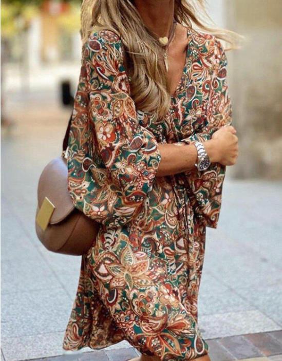 Emma Cooper | Midi šaty v boho štýle s kvetinovou potlačou áčkového strihu