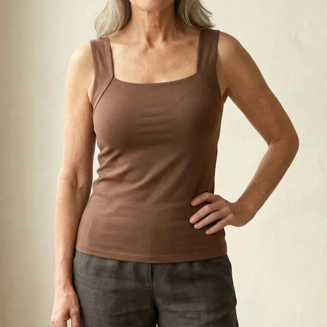 Victoria Wells | Built-In Bra Tank Top in Warm Mocha