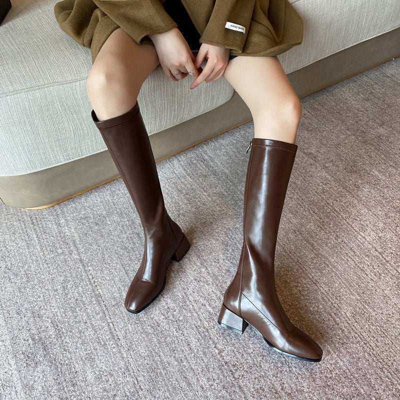 Bridget Sutcliffe | Bottes montantes en cuir à coupe ajustée