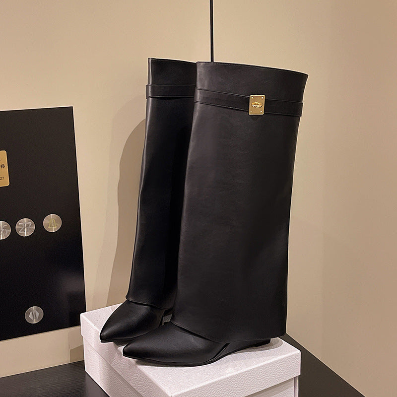 Florence Hughes | Bottes à boucle montant jusqu’au genou
