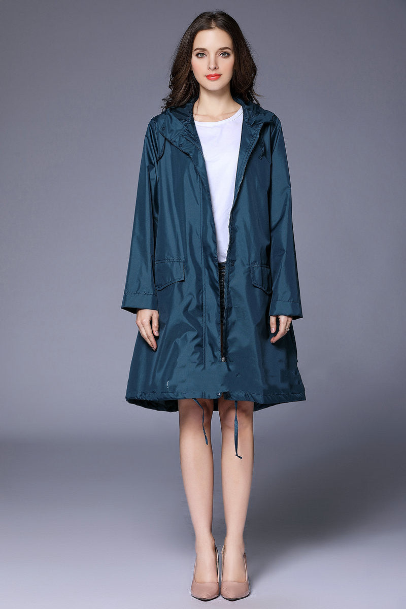 Victoria Wood | Drawstring Hem Hooded Raincoat in Navy