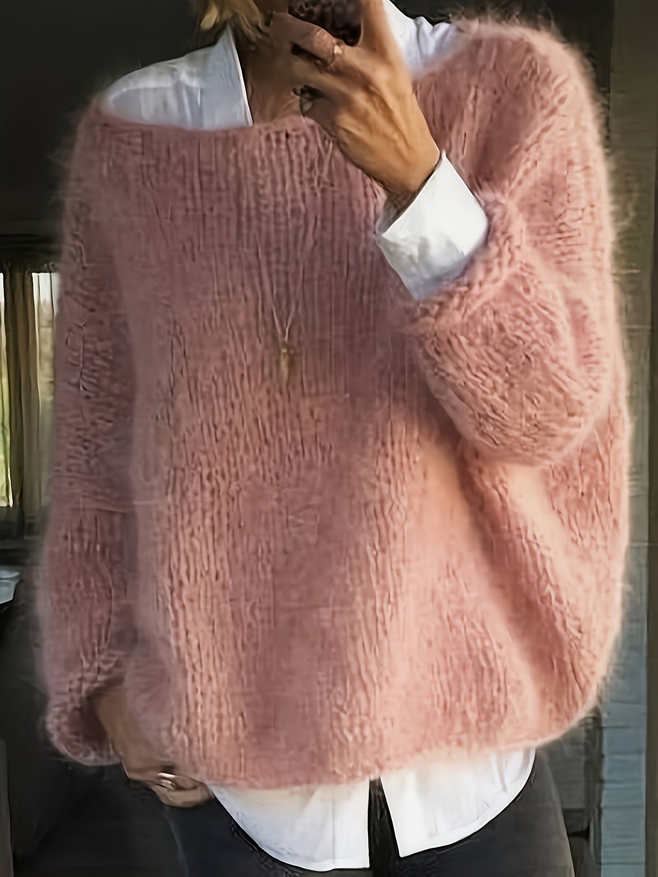 Hermione Winstanley | Sweter o swobodnym kroju z okrągłym dekoltem