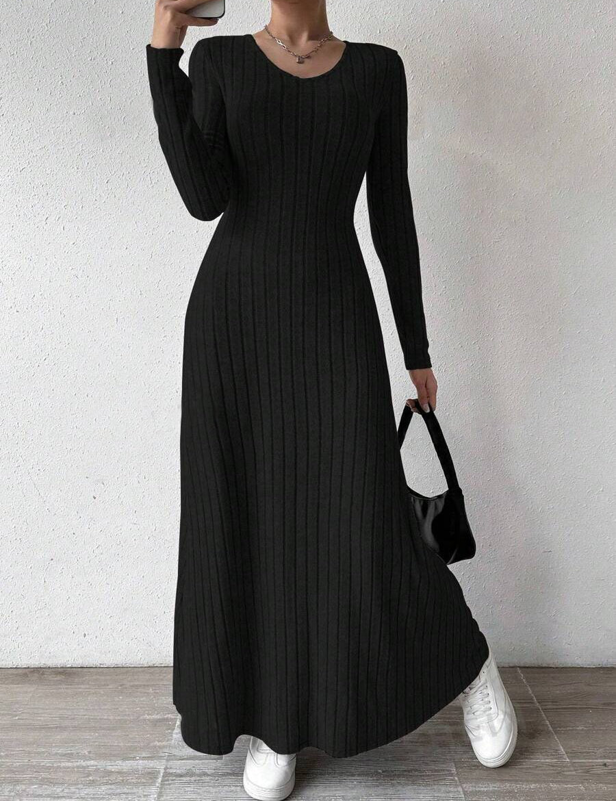 Jemima Lewis | Ribbed Knit Long Sleeve Maxi Dress
