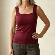 Victoria Wells | Built-In Bra Tank Top in Warm Mocha