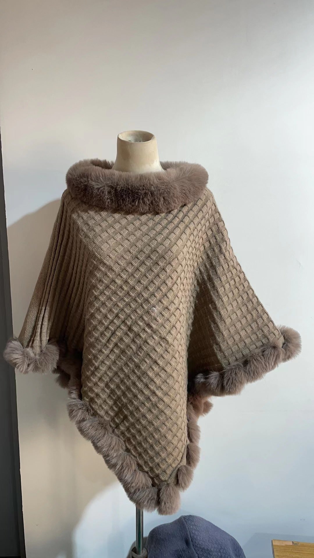 Thea Winship | Luxury Fur-Trim Cape Wrap