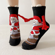 Cocoa Cheer | Chaussettes de Noël rouges magnétiques à motif de père Noël pour femmes