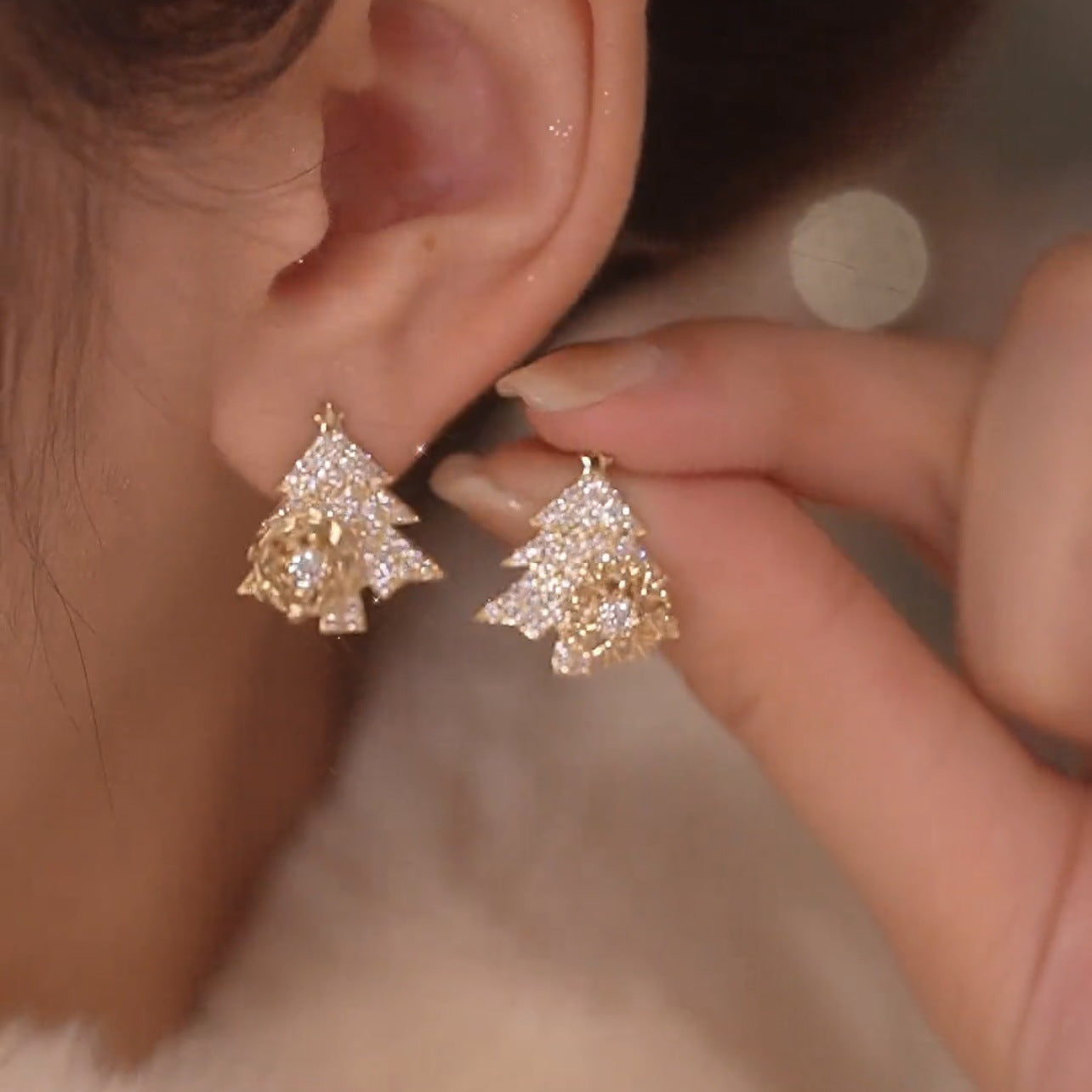 Boucles d’oreilles de sapin de Noël avec flocon doré Sparkle Frost pour femmes