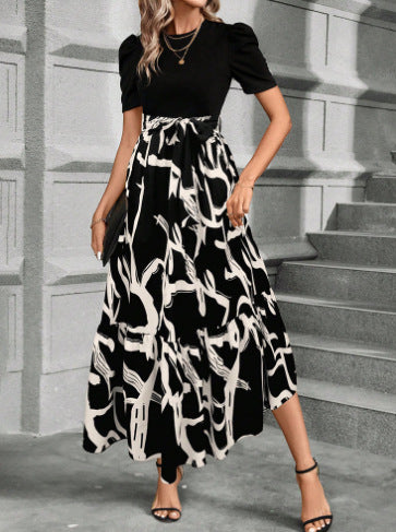 Cordelia Ashby | Robe midi à col rond et imprimé floral