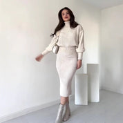Arabella Scott | Ensemble jupe midi à col roulé en maille côtelée