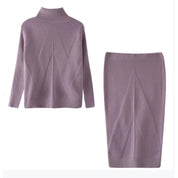 Eleanor Scott | Ensemble pull en maille à col roulé et jupe midi