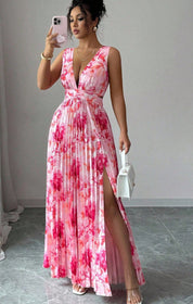 Victoria Beckwith | Robe longue plissée à fleurs et décolleté en V profond