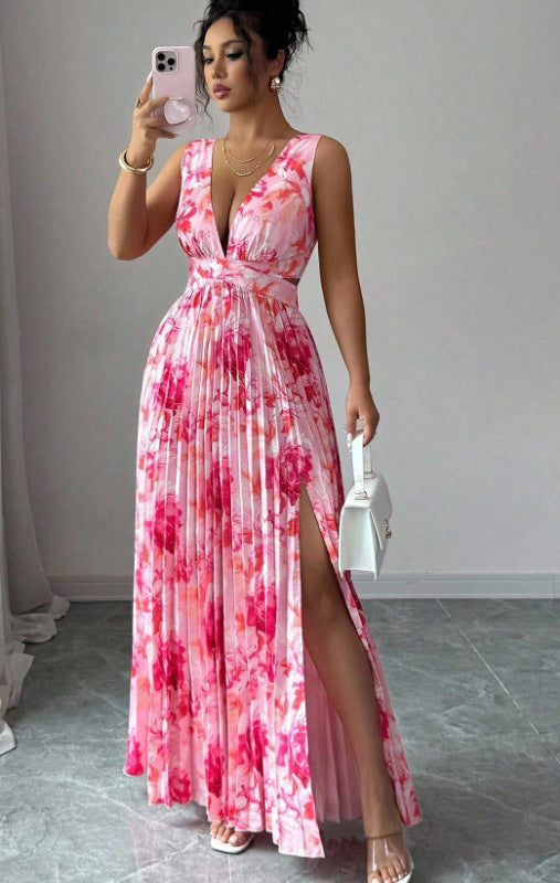 Victoria Beckwith | Robe longue plissée à fleurs et décolleté en V profond