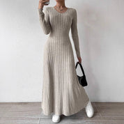 Jemima Lewis | Robe longue en maille côtelée à manches longues