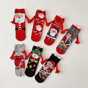 Cocoa Cheer | Chaussettes de Noël rouges magnétiques à motif de père Noël pour femmes