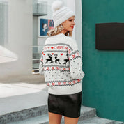 Winter Fawn | Pull de Noël à motif jacquard cerf noir pour femmes