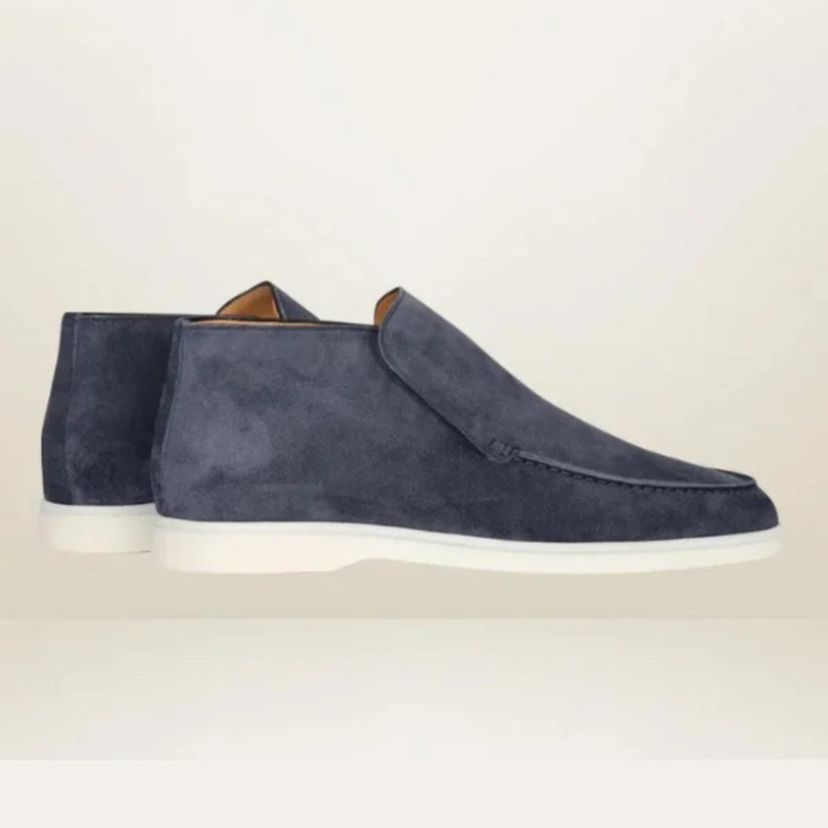Alessandro_Whitfield_Italian_Suede_Chukka_Loafer_115295035244930.jpg