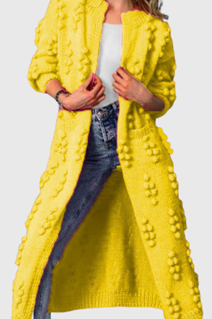 Cardigan long en grosse maille Margot Fenwick avec détails à pompons