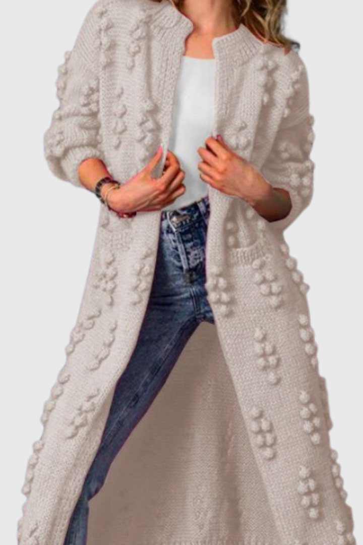 Cardigan long en grosse maille Margot Fenwick avec détails à pompons