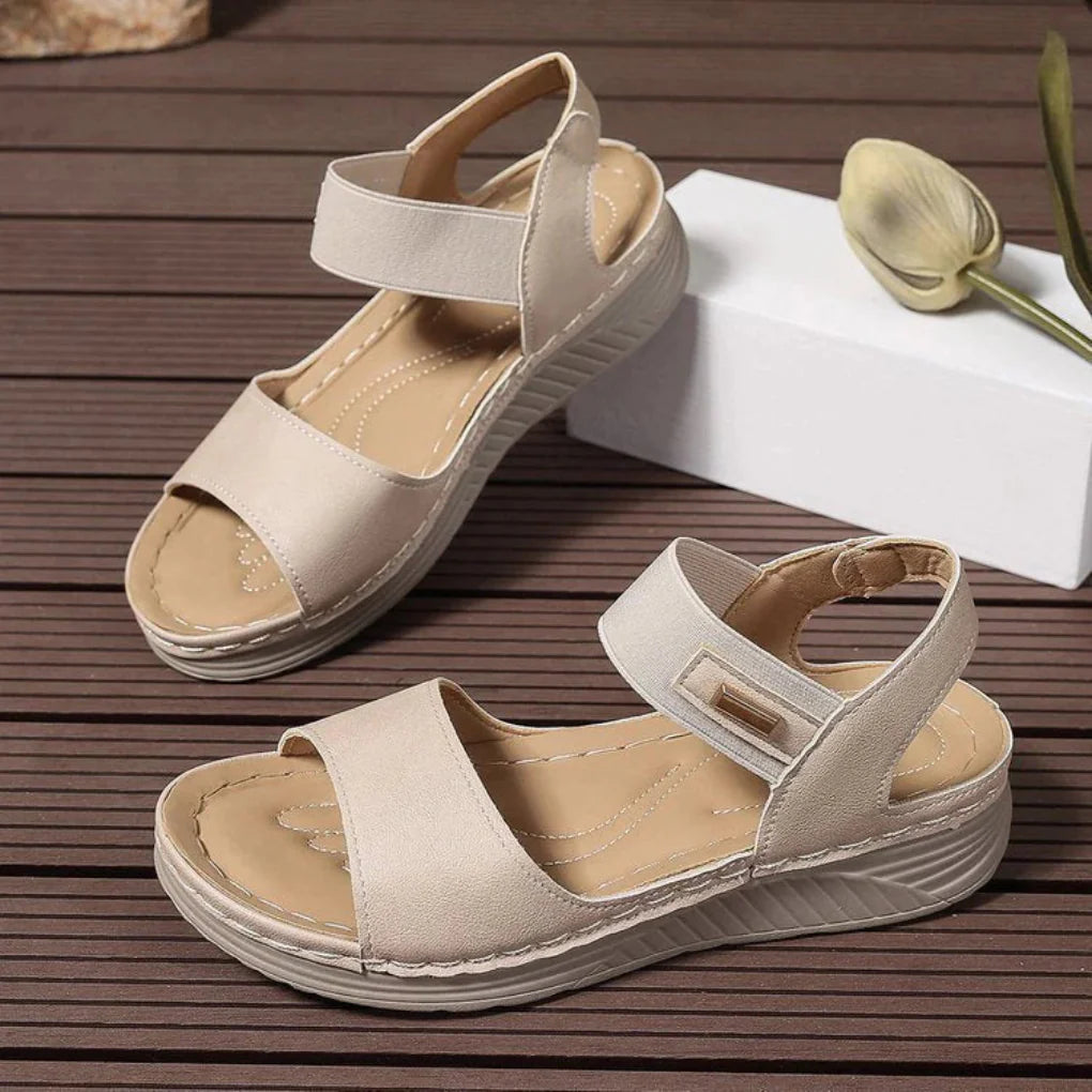 Briseis_Hawthorne_Wedge_Sandals_415285256388994.webp