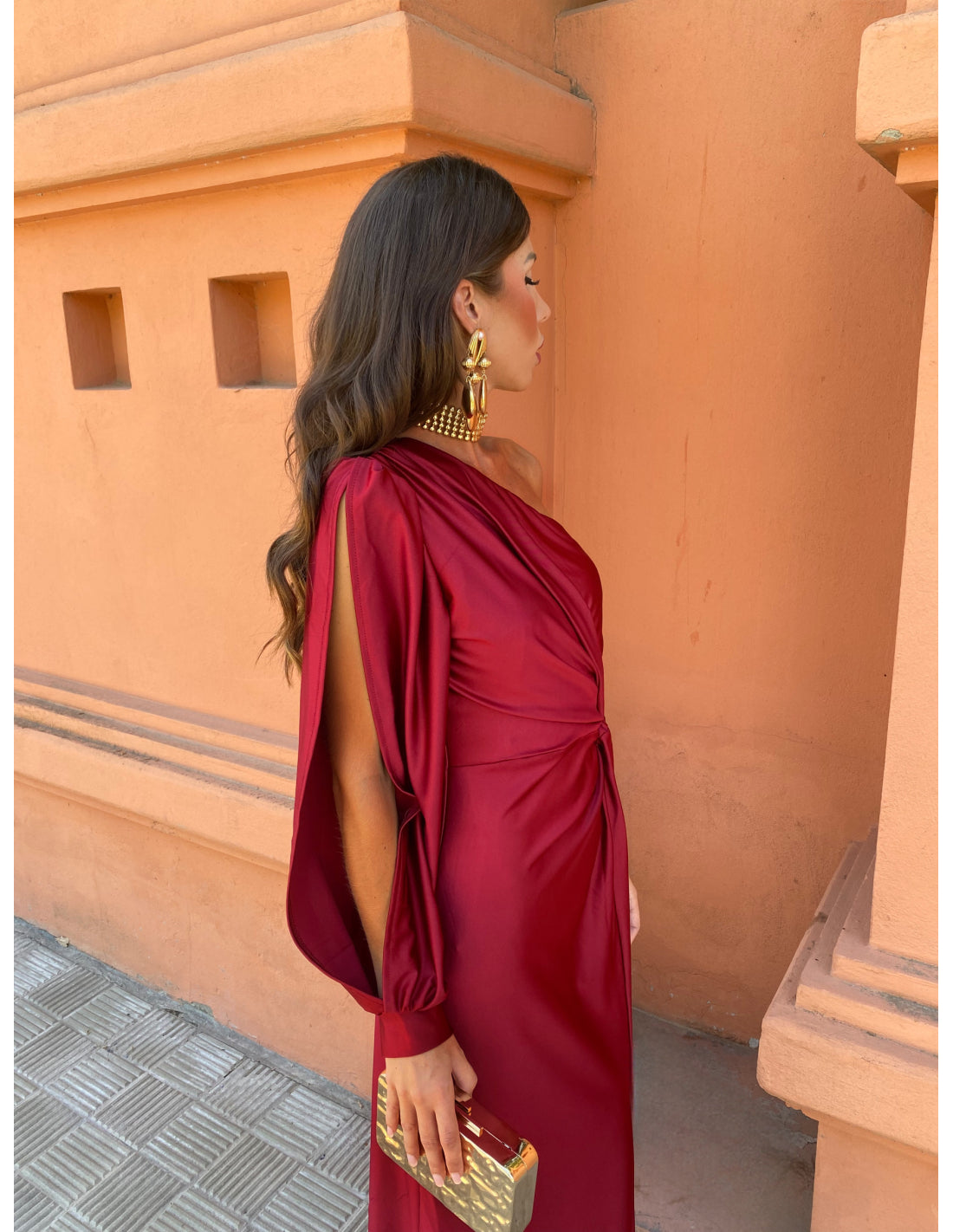 Camille Renard | One-Shoulder Twist Midi Dress