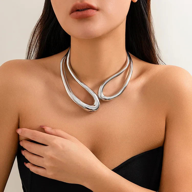 Cavelli_Atelier_Liquid_Silver_Sculpt_Choker_Necklace_Bracelet_115299341255042.webp