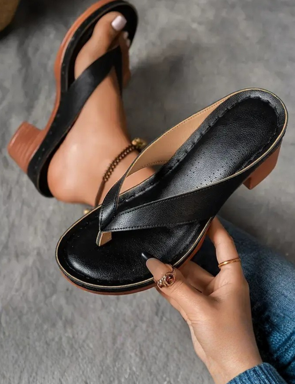 Chiara_Bellini_Block_Heel_Slide_Sandals_For_Women_715310760214914.png