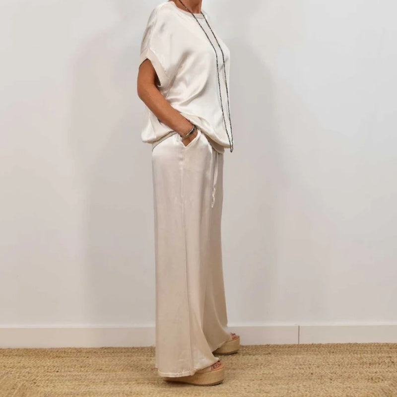 Clara_Montague_Effortless_Satin_Lounge_Set_For_Women_515302660718978.jpg