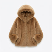 Clementine Woodley | Manteau oversize à capuche en fausse fourrure
