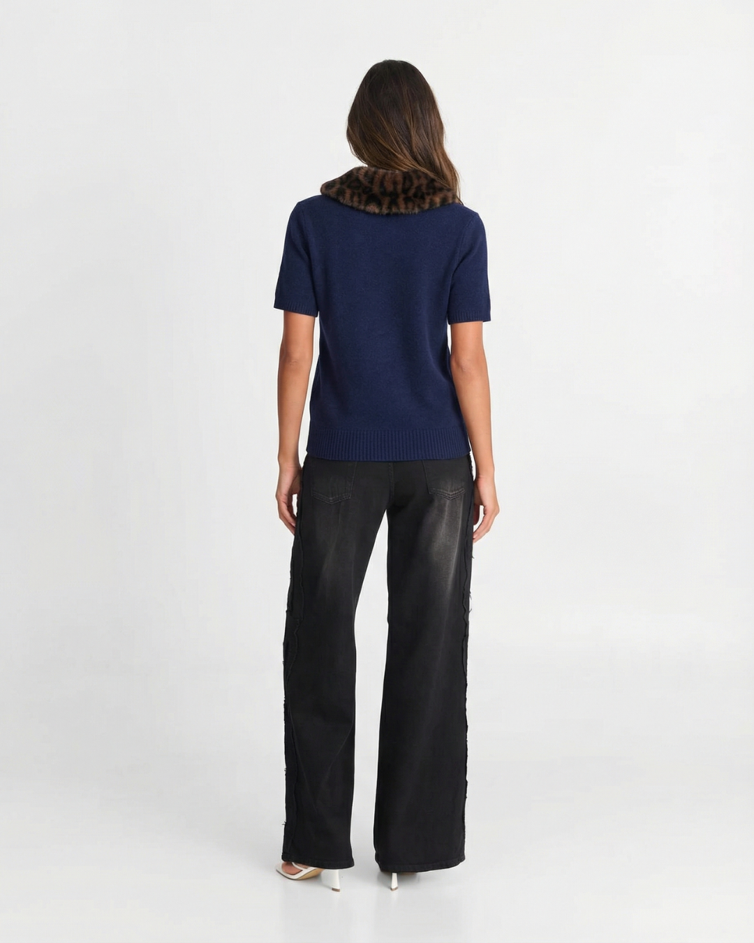 Céliane Dorthois | Knitted Navy Cardigan Top with Leopard Faux Fur Collar