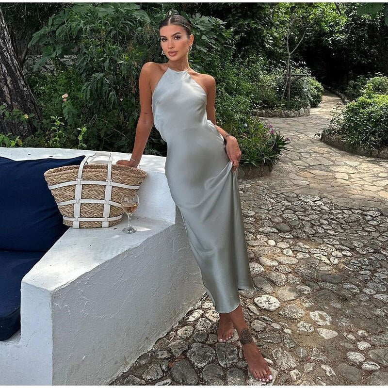 Evelyn Marlowe | Sleeveless Elegant Maxi Dress with Open Back