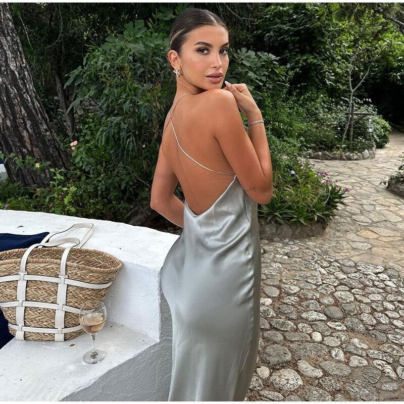 Evelyn Marlowe | Sleeveless Elegant Maxi Dress with Open Back