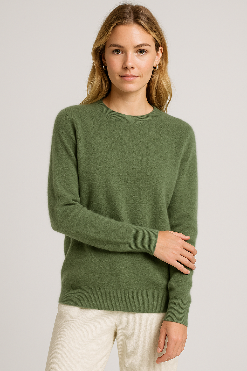 Freya Harper | Classic Crewneck Cashmere Sweater