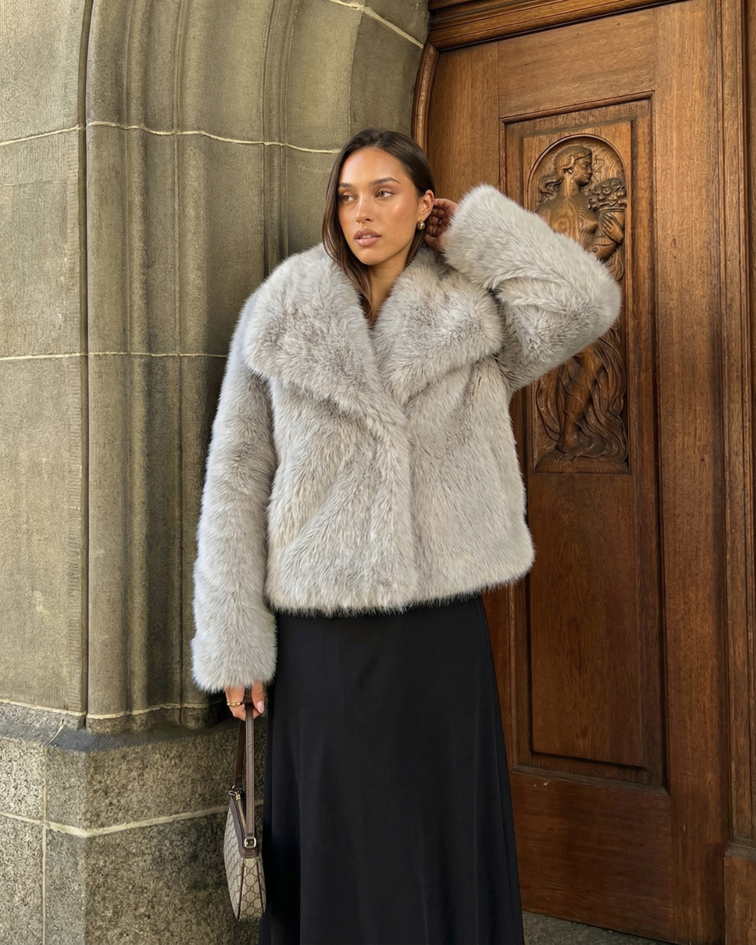 Genevive_Laurent_Premium_Faux_Fur_Luxe_Jacket_For_Women_215305427583362.png