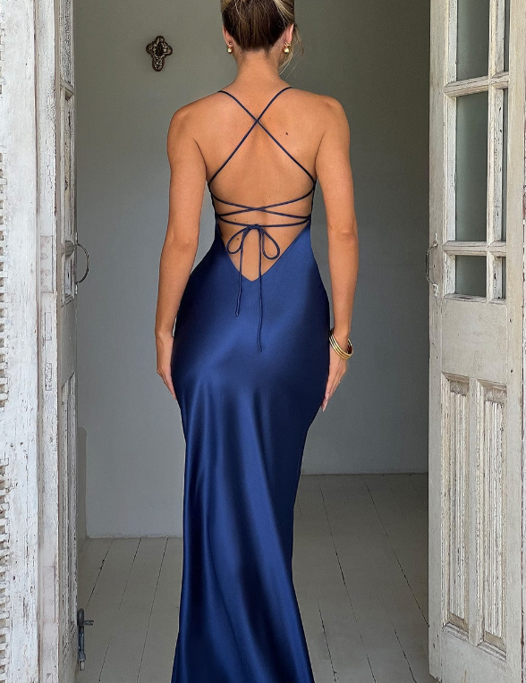 Grace_Parker_Satin_Halter_Neck_Slit_Maxi_Dress_1415279473262978.png