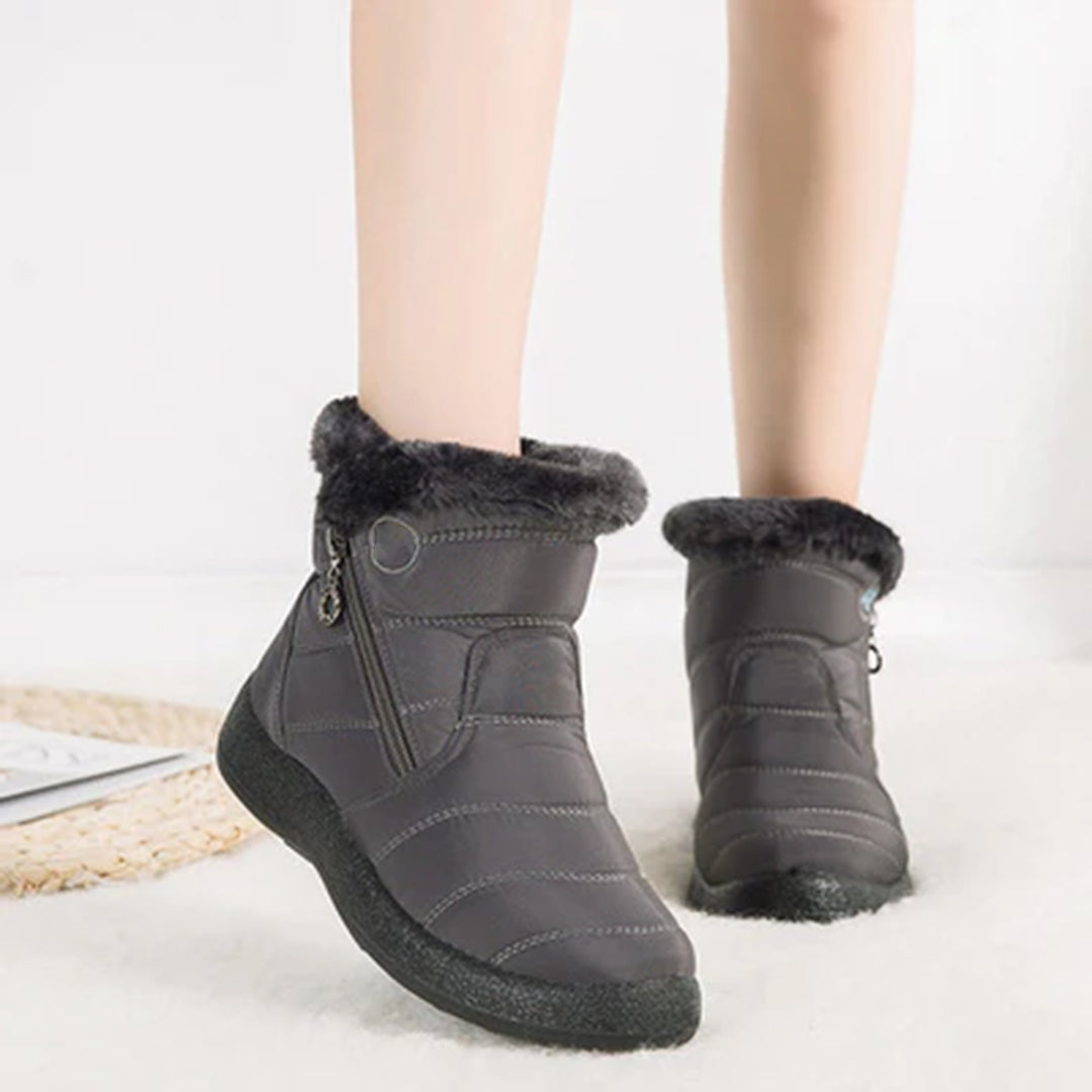 Freya Sanderson | Cozy Snow Boots For Women with Faux-Fur Trim