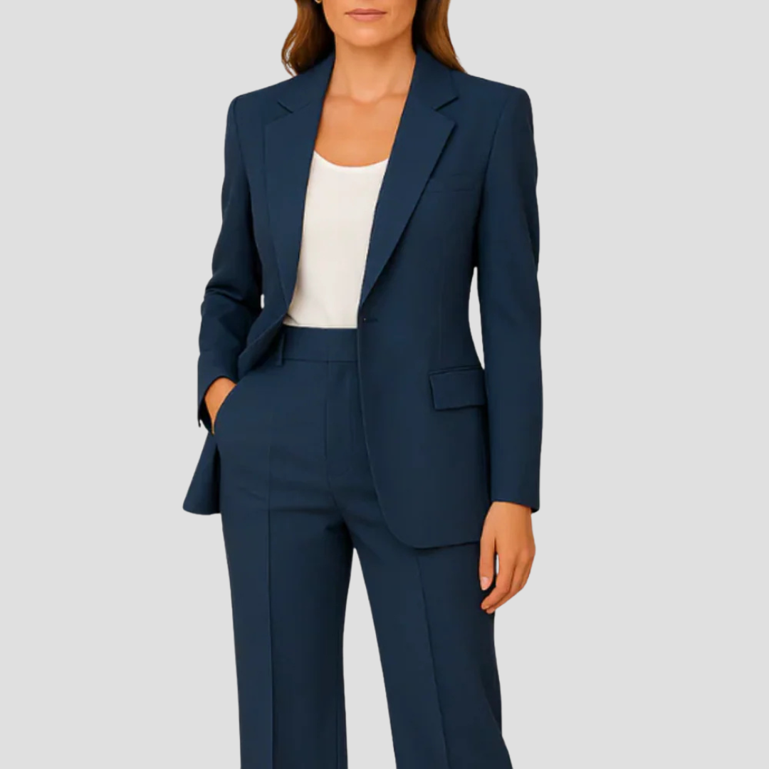 Harper_Knight_Tailored_Two-Piece_Suit_115279915729282.png