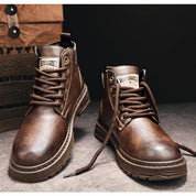 Barnaby Hughes | Men's Lace-Up Winter Ankle Boot in Vintage Brown