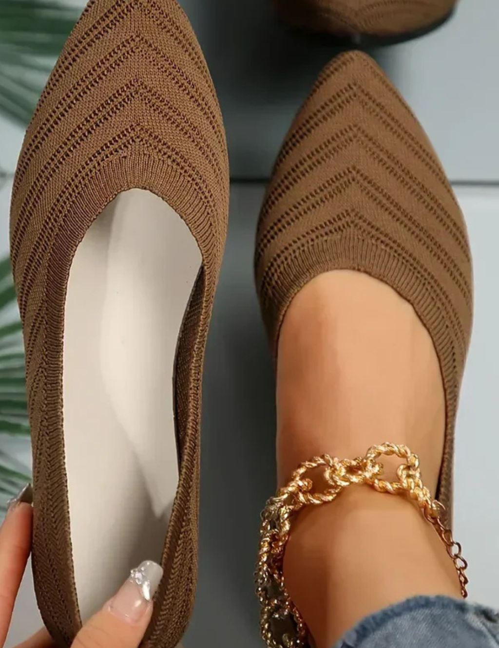 Isabella_Romano_Pointed_Knit_Flats_For_Women_215310761066882.png