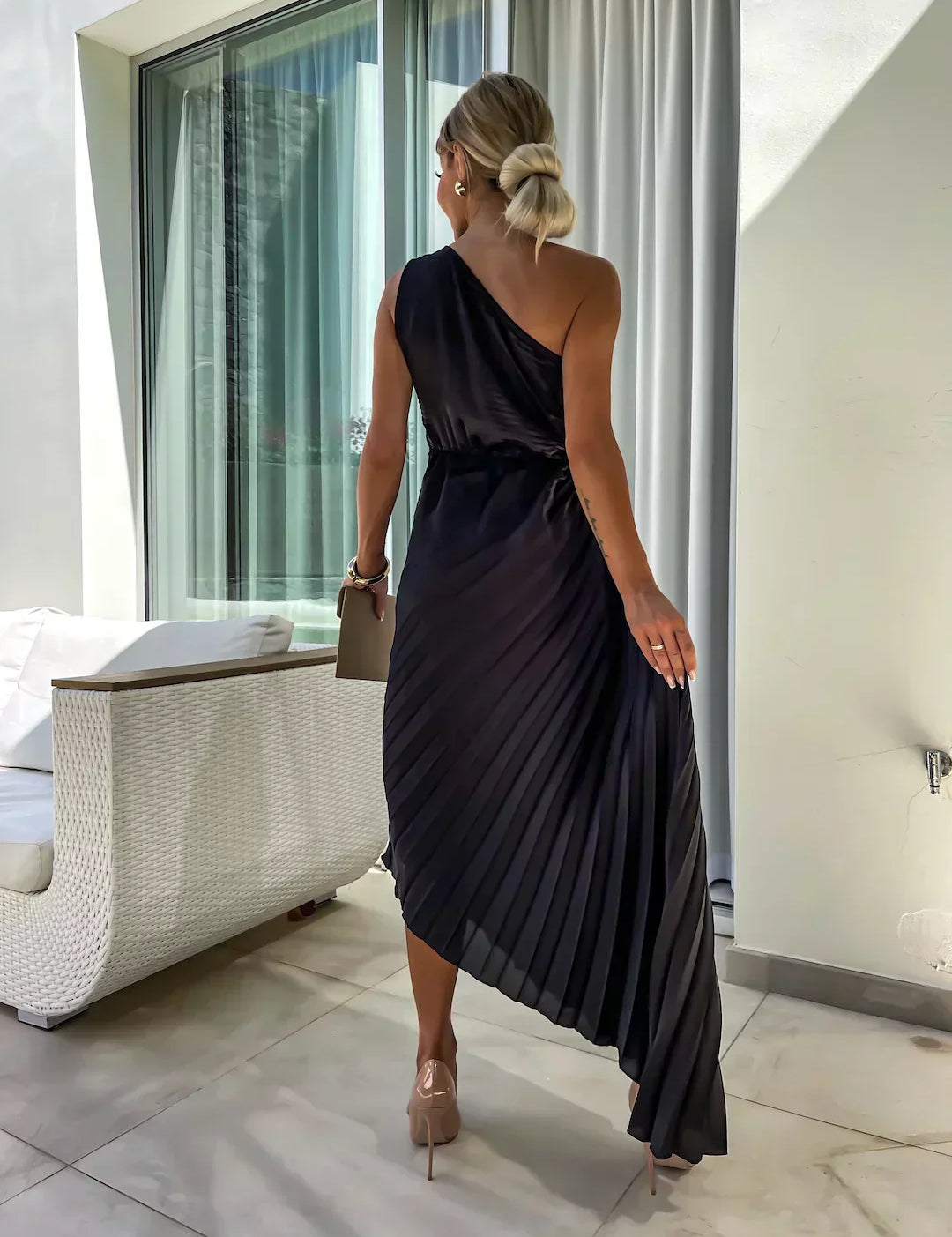 Ivy_Harrison_One-Shoulder_Pleated_Maxi_Dress_715279472968066.webp