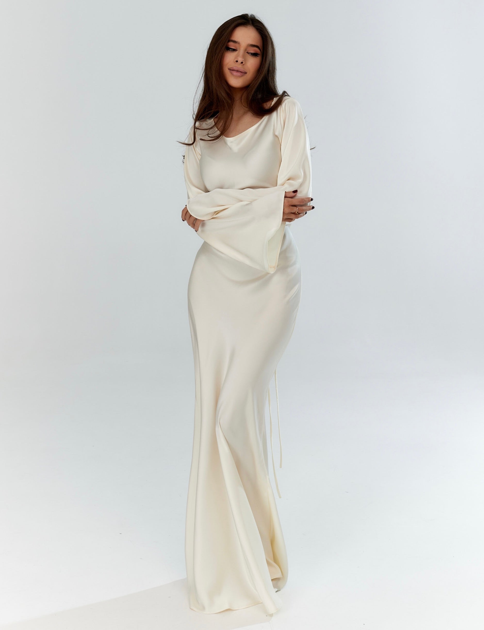 Langarmliges-Maxikleid-Muhelose-Eleganz-fur-jeden-Anlass.jpg