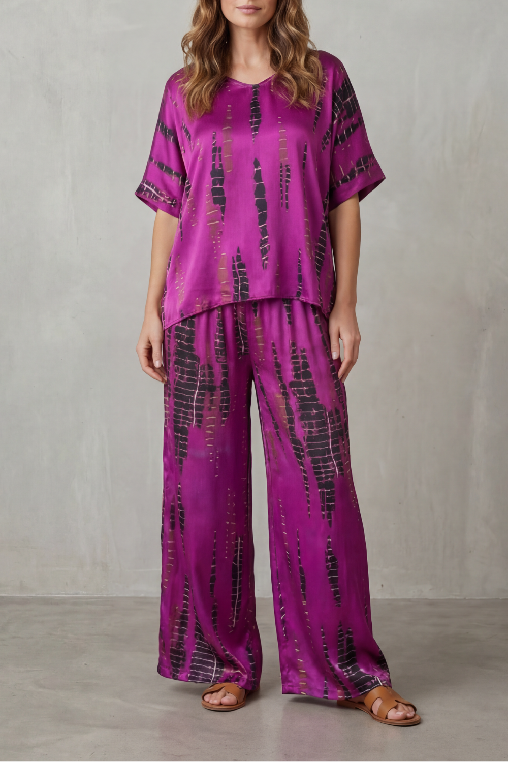 Tabitha Reynolds | Abstract Print Wide-Leg Lounge Set – Relaxed Luxury