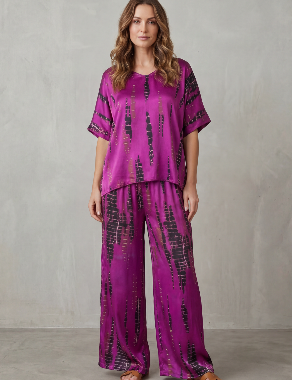 Marie_AbstractPrintDetail_Wide-LegLoungeSet_4.png