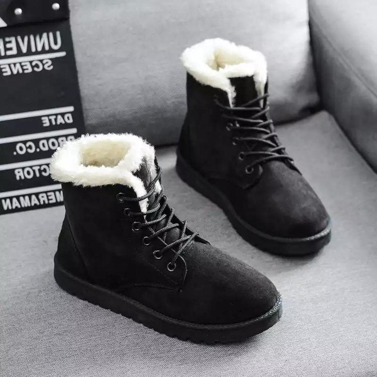 Freya Sanderson | Bottes d’hiver à lacets doublées de fourrure, couleur sable