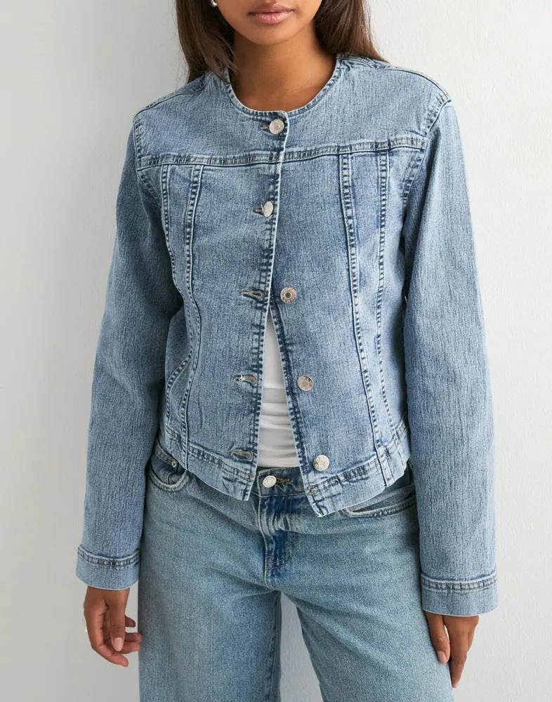 Amélie Rousseau | Classic Denim Jacket